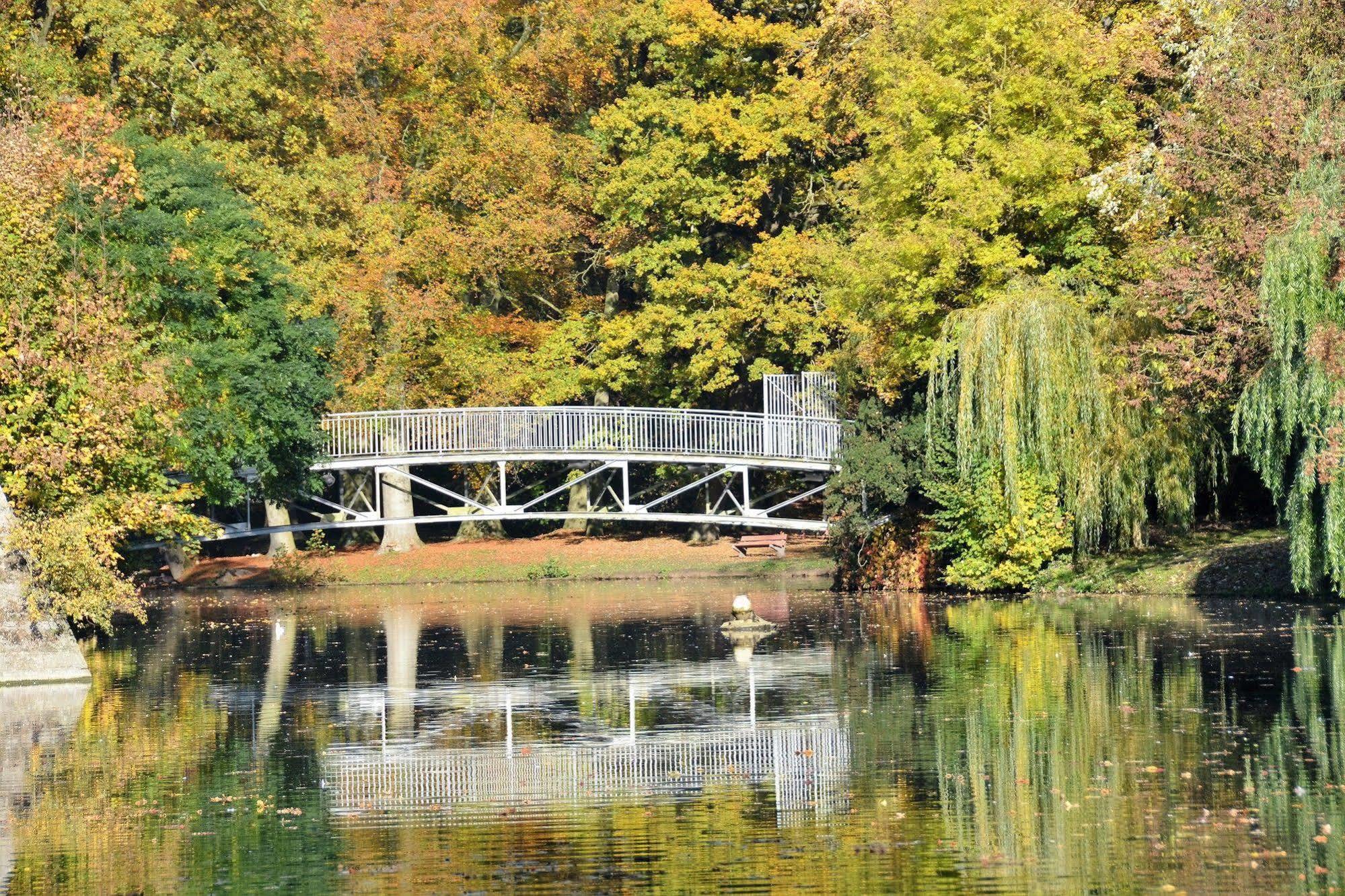 Haras Des Chartreux Hotell Estaimbourg Exteriör bild